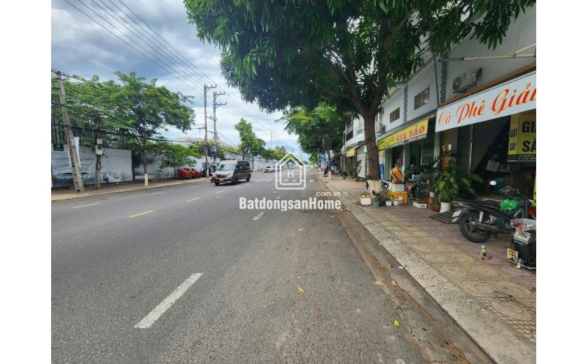 Bán nhà 2 mặt tiền đường Tô Hiệu, sát KĐT Mipeco – gần biển – 6,5 tỷ